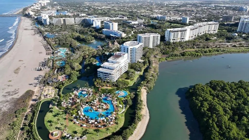 Luxury Condo By The Beach Nuevo Vallarta Apartment